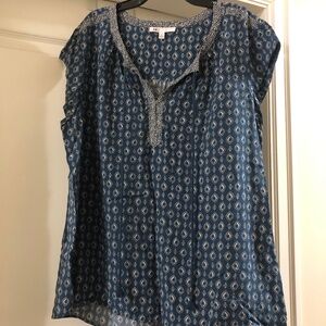 Blue mosaic print Cap sleeve top with tassels size XL